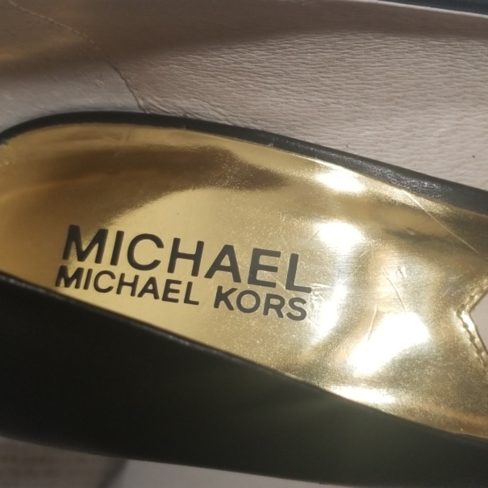 Michael Kors | Leather High Heel Pumps - Picture 7 of 8